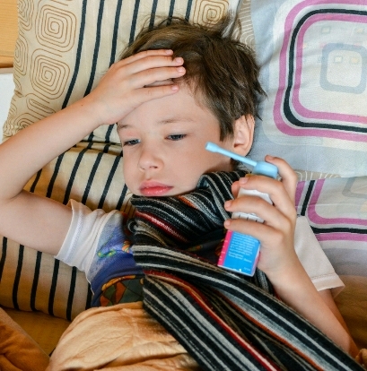 Аденоиды у ребенка: удалять или лечить?